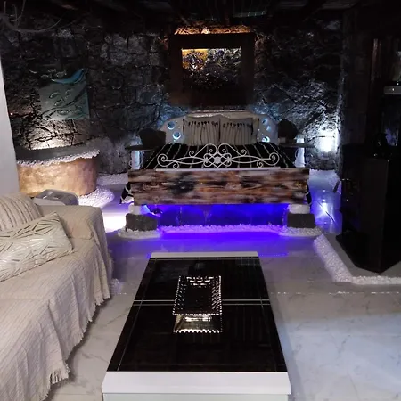 Aloelux ! - Private With Jacuzzi, Cinema ,massage ,wonderful View, Art Desing * Conil